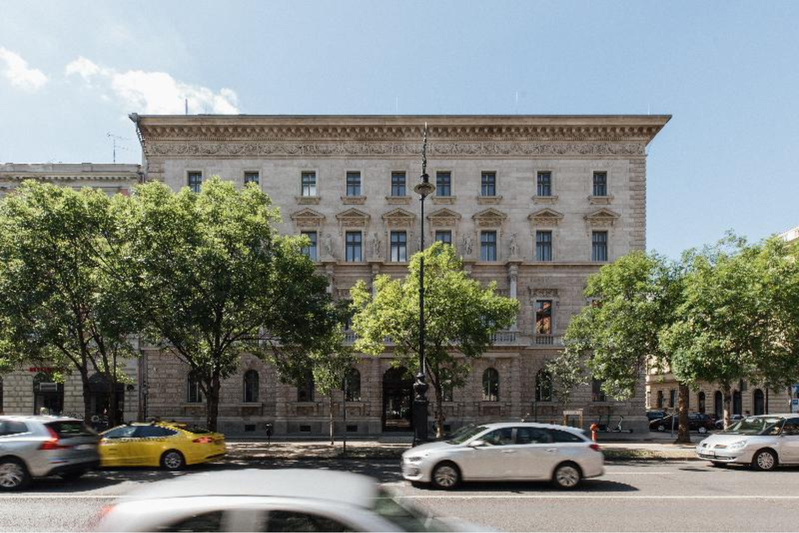 Hotel-Oktogon-004 £[convert number= Hotel Oktogon 004